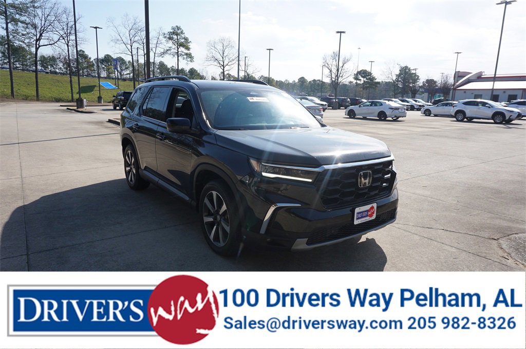 Used 2025 Honda Pilot Elite