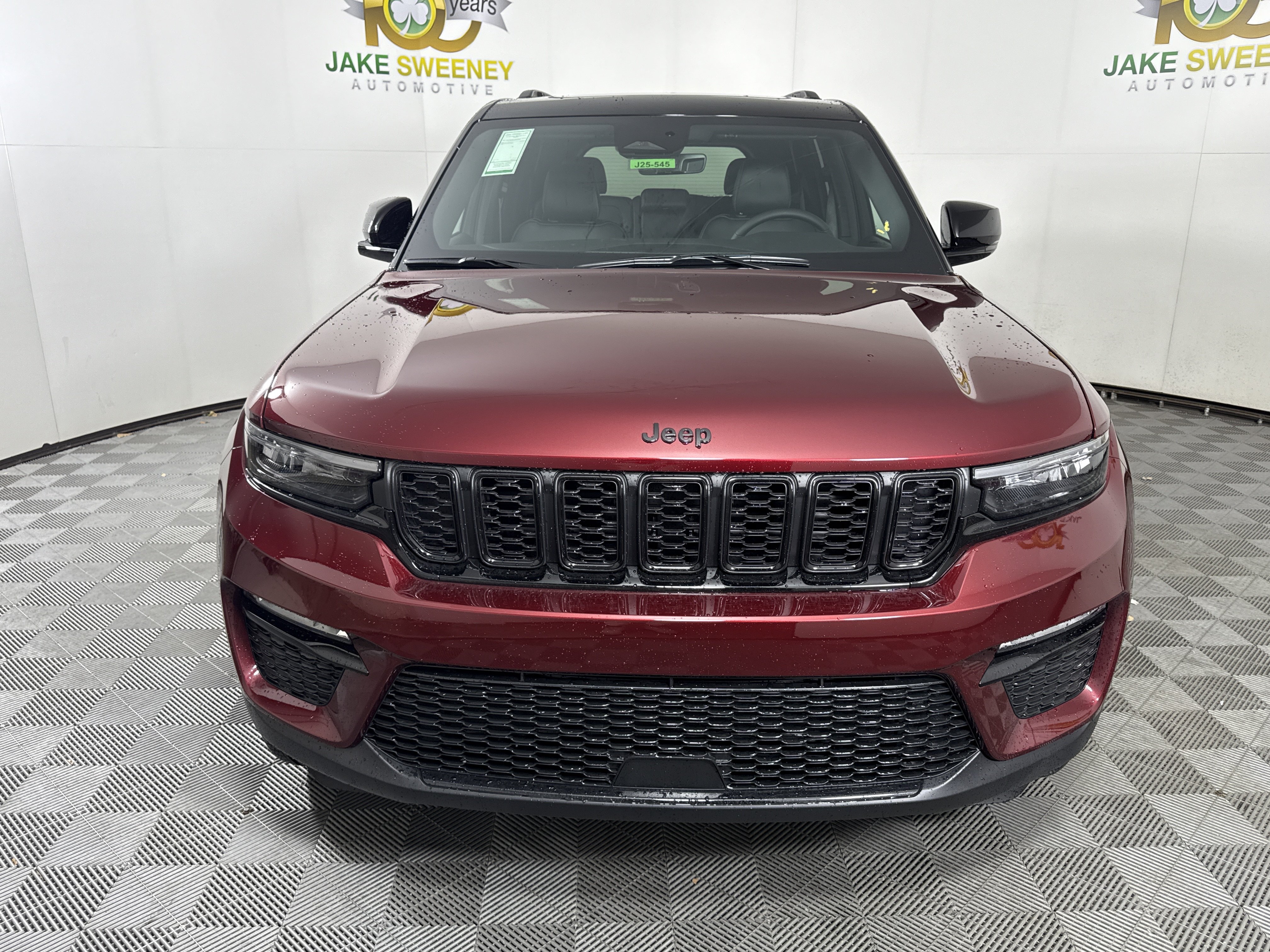 New 2025 Jeep Grand Cherokee Limited AWD/4WD image 3