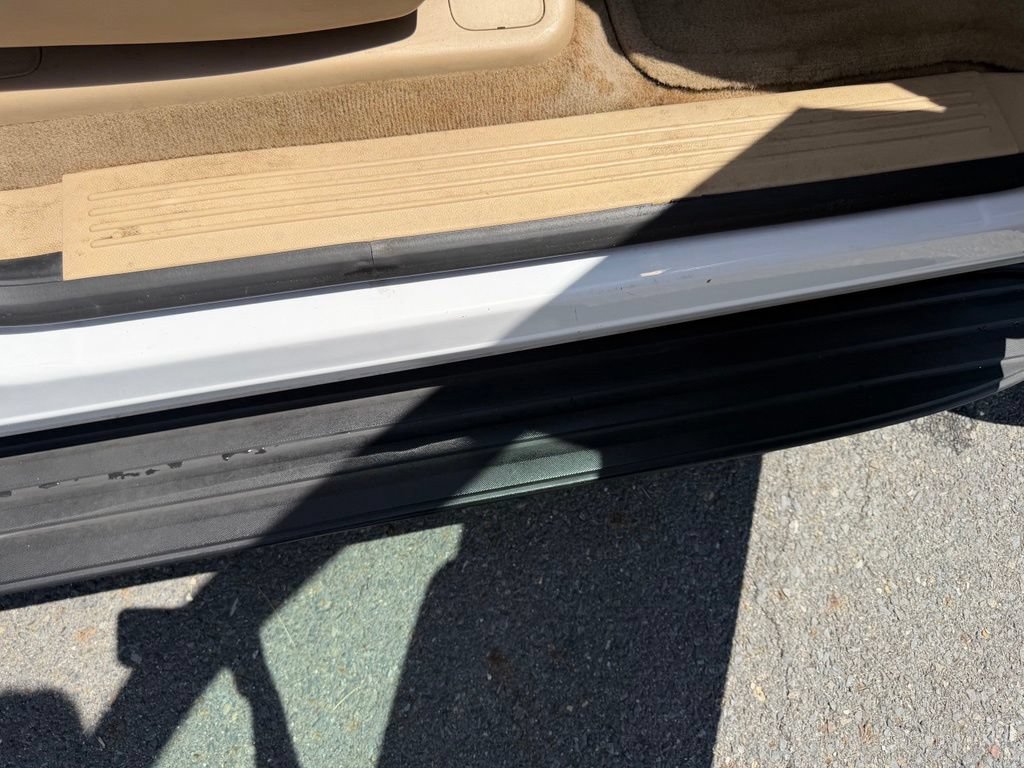 Used 2013 Chevrolet Tahoe LT RWD image 30