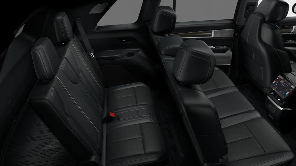 New 2027 Cadillac Vistiq Luxury w/ LPO, Floor Liner Package AWD/4WD image 41