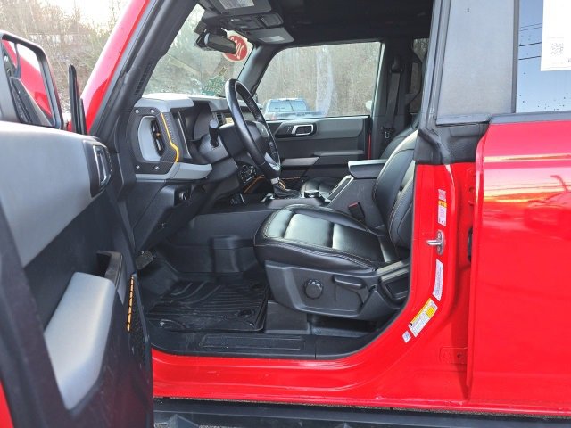 Used 2023 Ford Bronco Badlands image 18