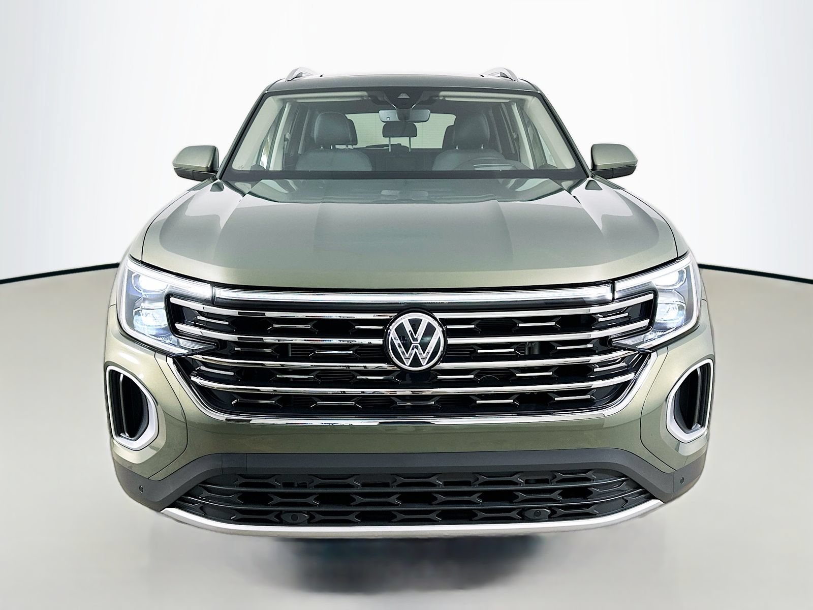 New 2026 Volkswagen Atlas SEL AWD/4WD image 2