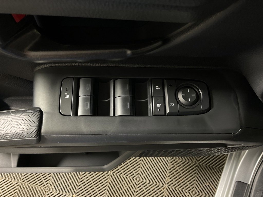 New 2025 Toyota Tacoma SR5 image 17