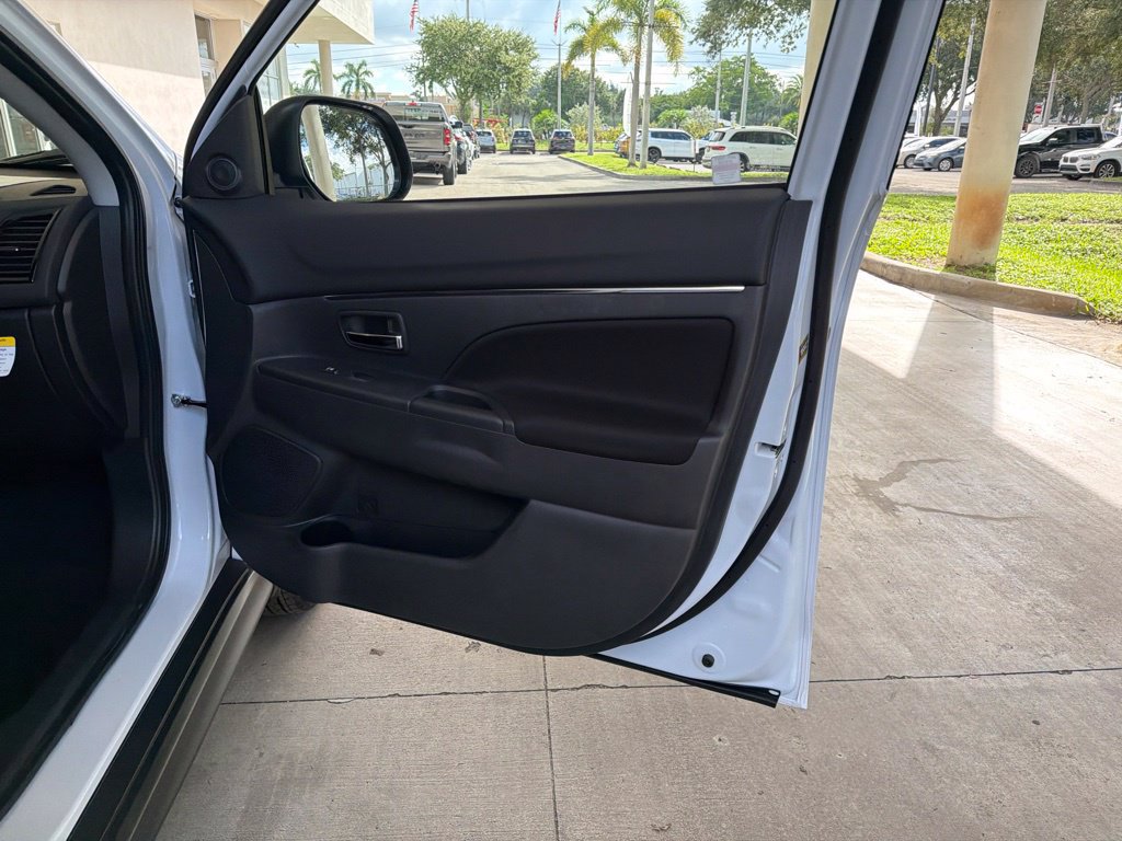 New 2027 Mitsubishi Outlander Sport LE FWD image 25