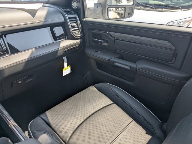 New 2025 RAM 2500 Limited image 15