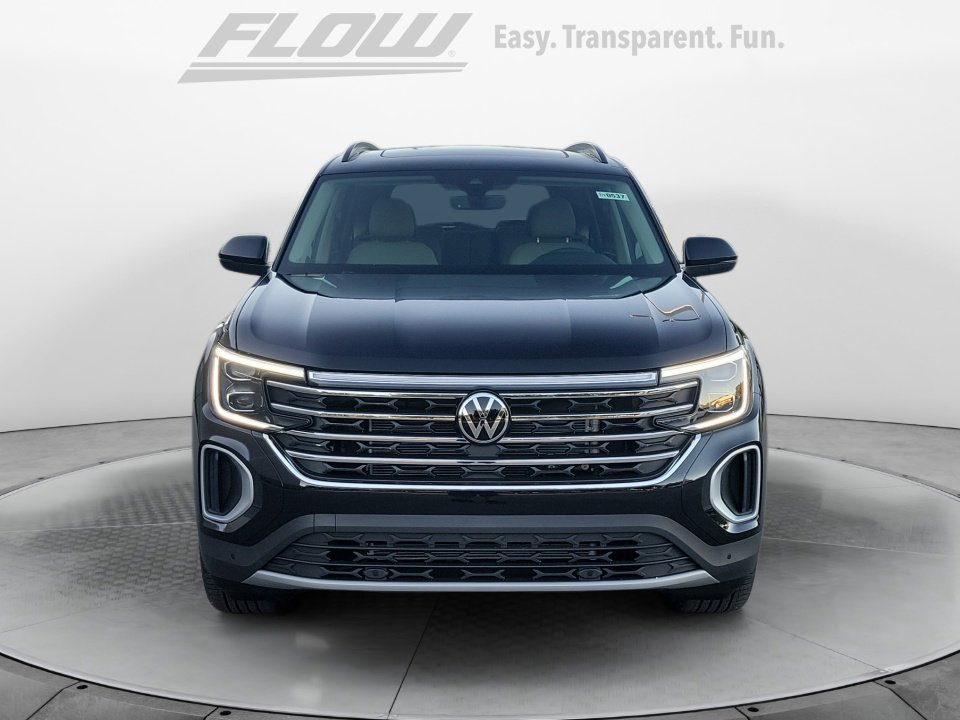 New 2026 Volkswagen Atlas SE image 2