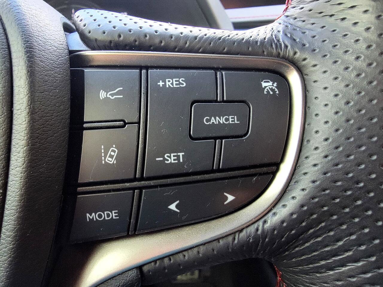 Used 2019 Lexus UX 200 F Sport w/ F Sport Premium Package image 35