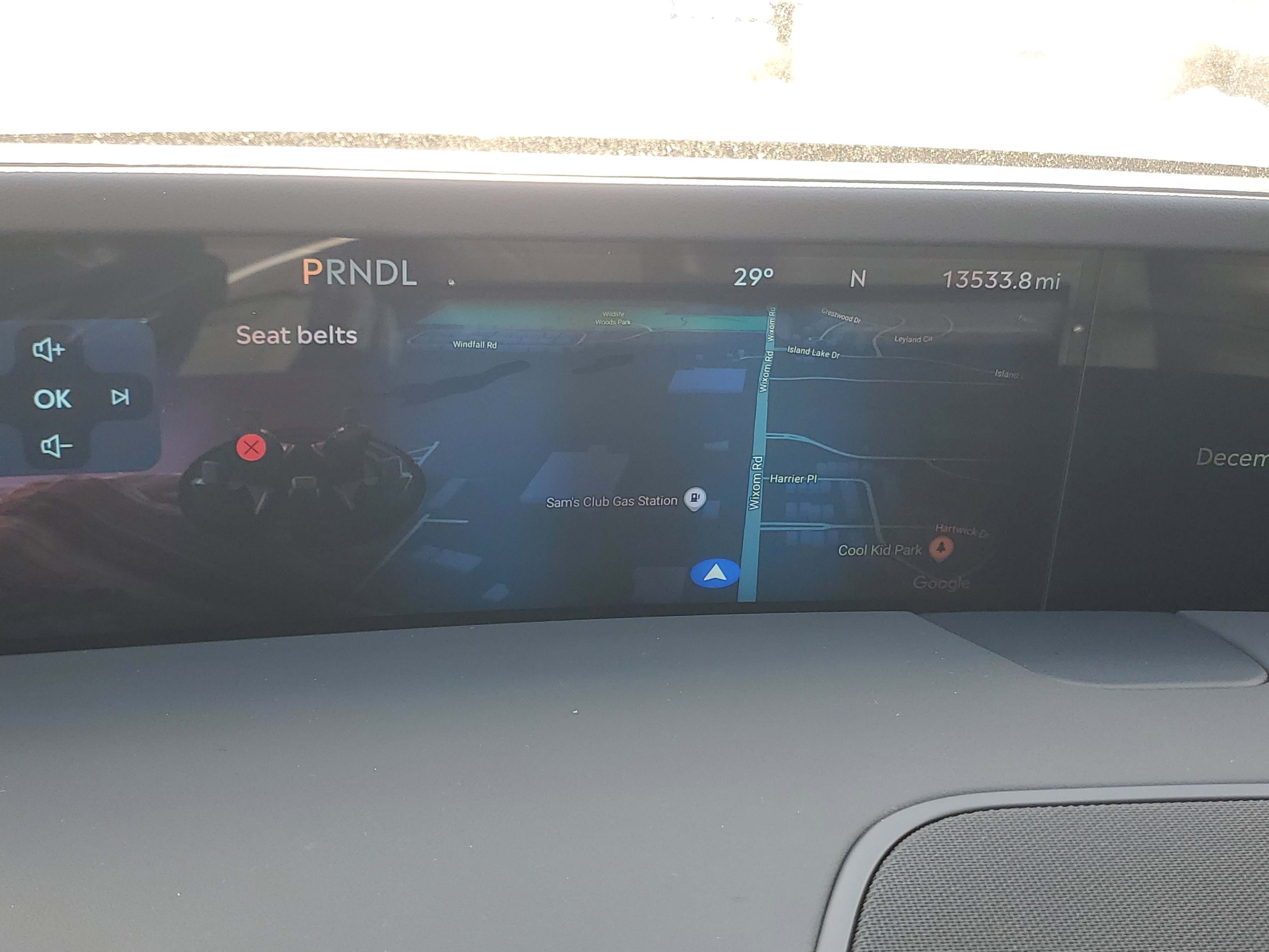 Certified 2024 Lincoln Nautilus Reserve w/ Equipment Group 203A image 16