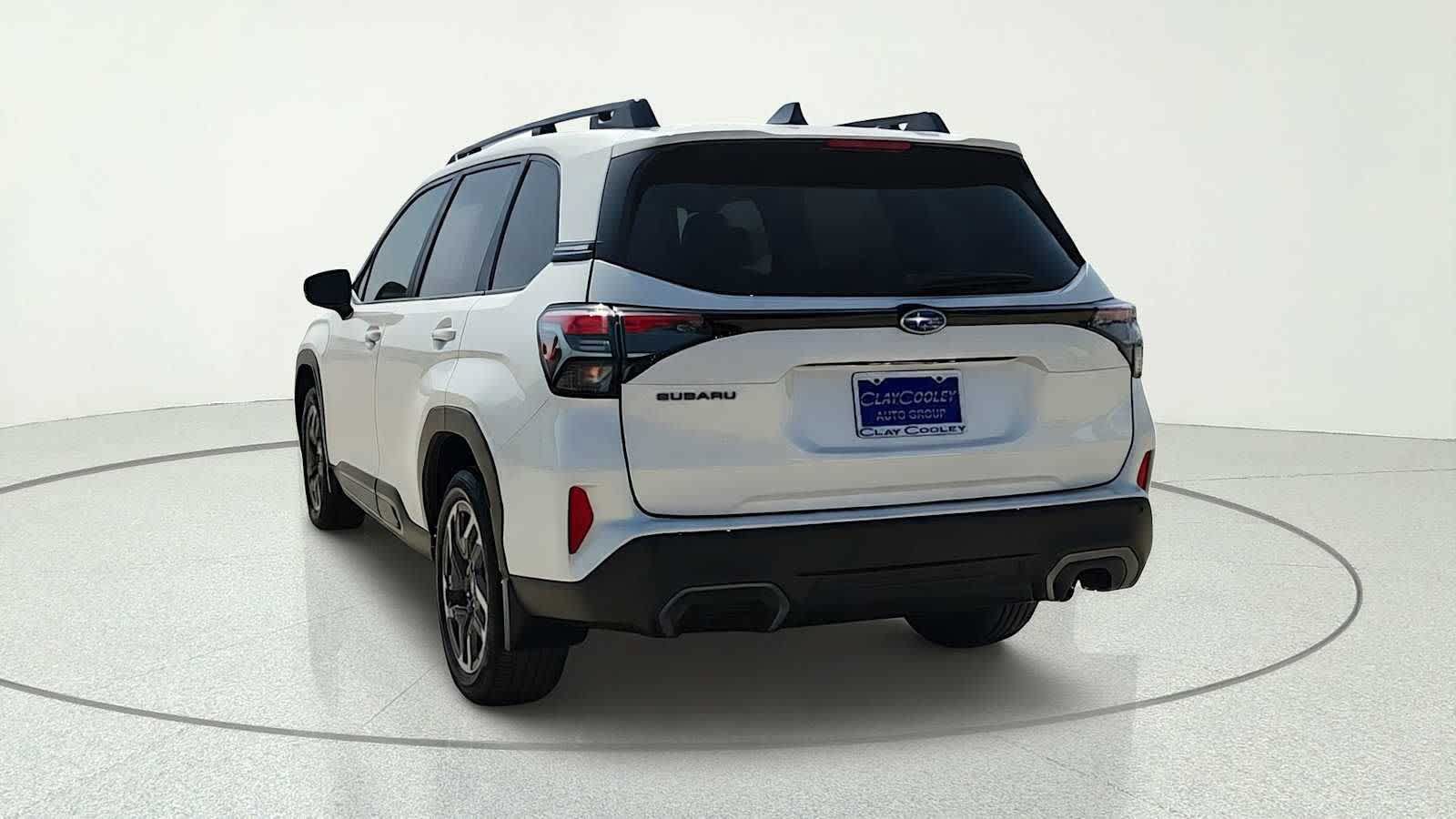 Used 2025 Subaru Forester Limited AWD/4WD image 6