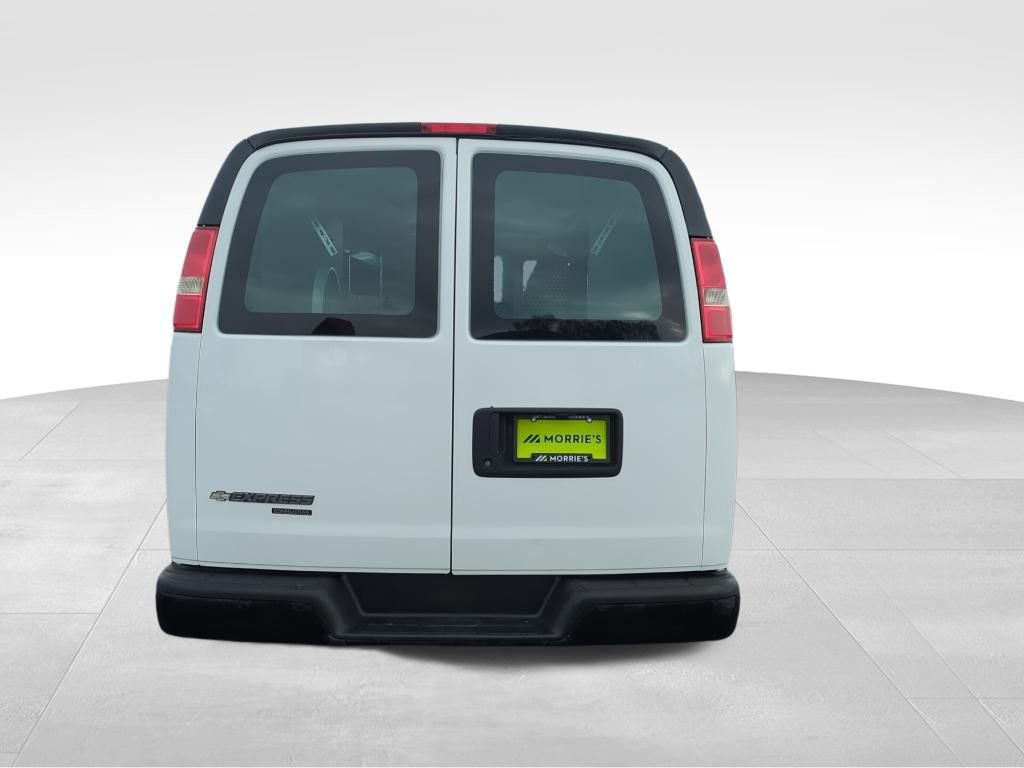 Used 2014 Chevrolet Express 3500 Extended image 7