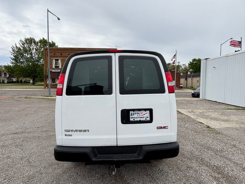 Used 2008 GMC Savana 2500 RWD image 28