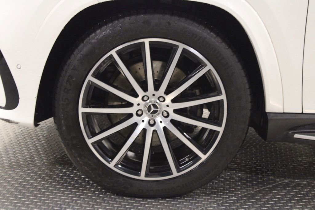 Used 2024 Mercedes-Benz GLS 450 4MATIC image 16