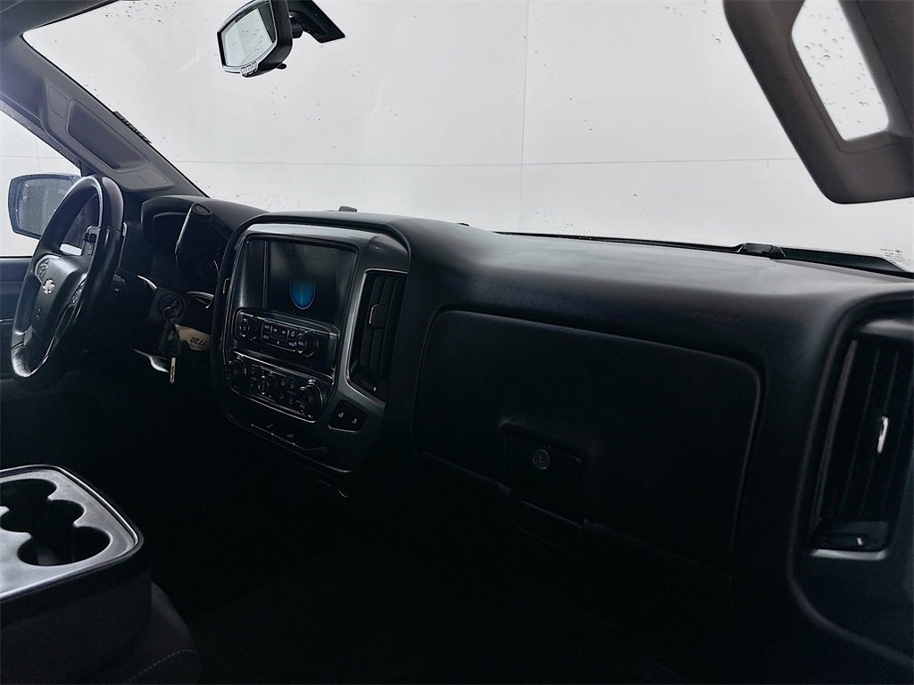Used 2018 Chevrolet Silverado 1500 LT w/ All Star Edition image 27