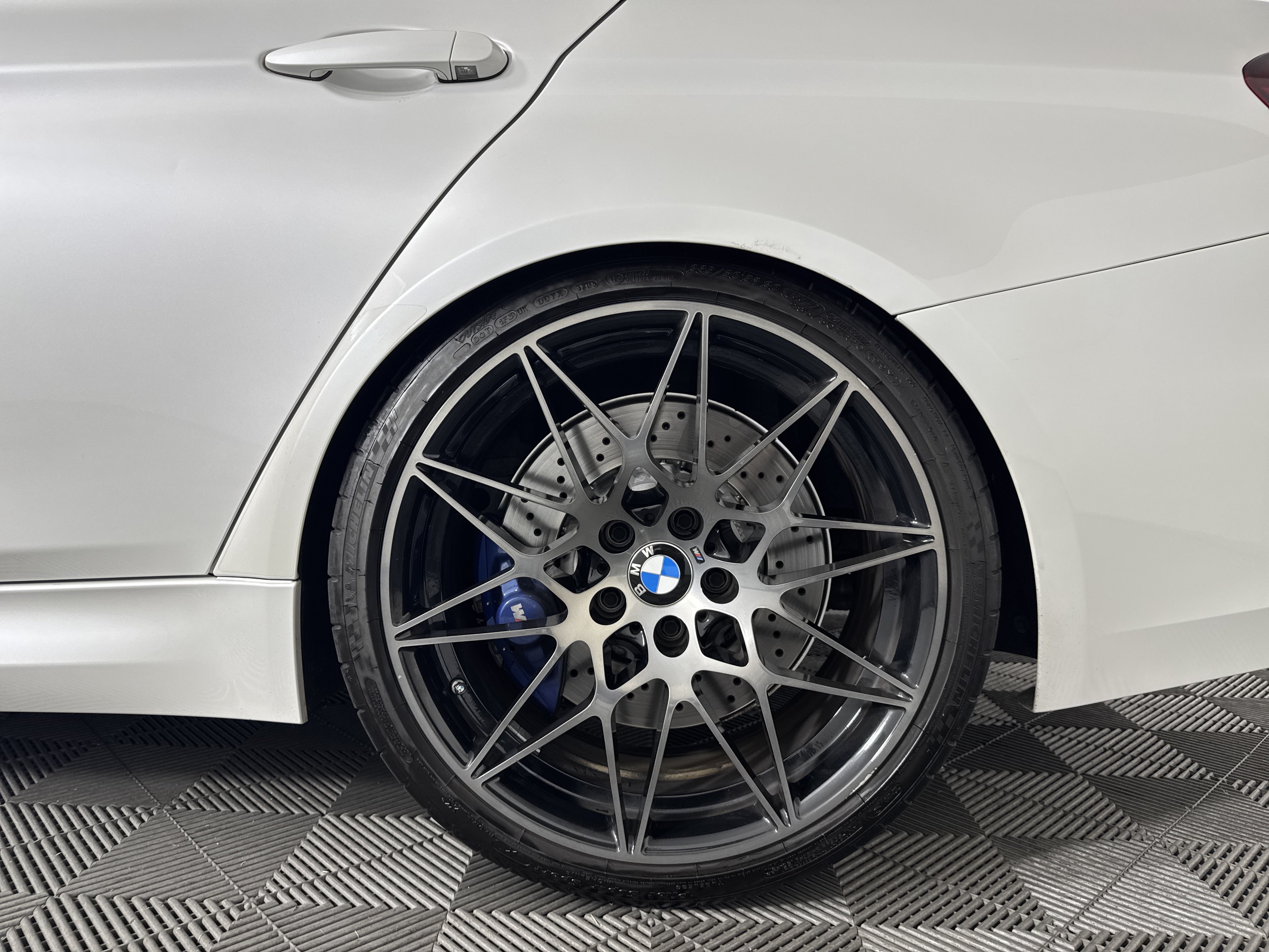 Used 2018 BMW M3 w/ Competition Package RWD image 15