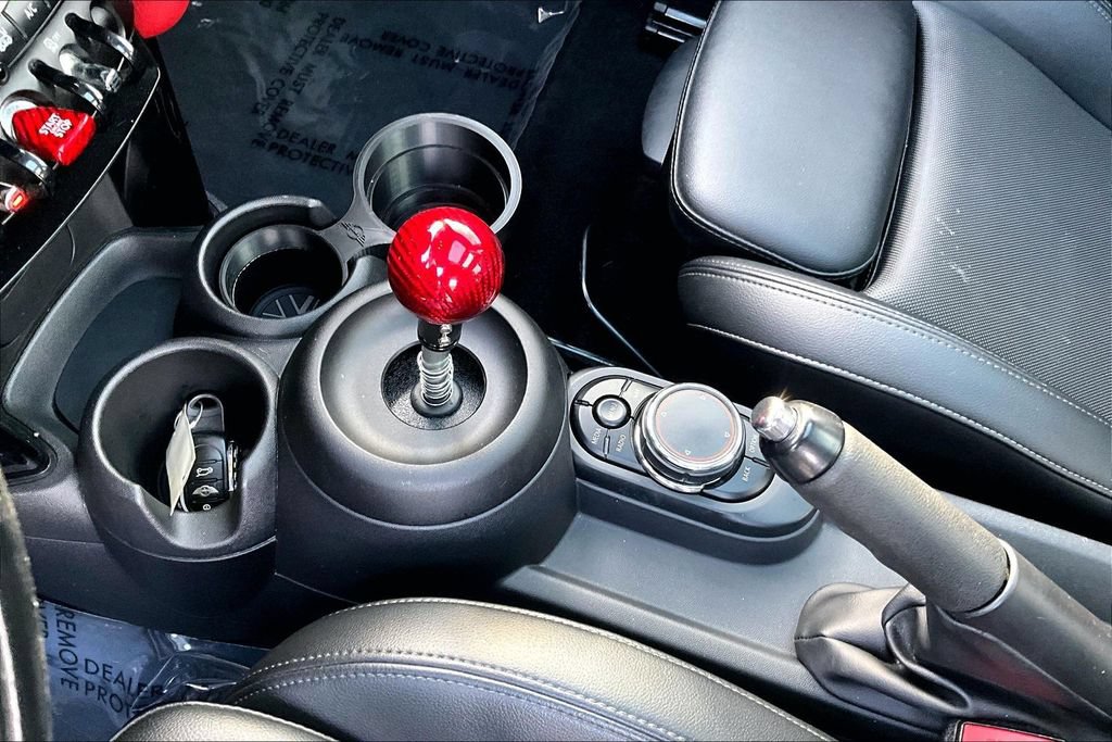 Used 2016 MINI Cooper S FWD image 16
