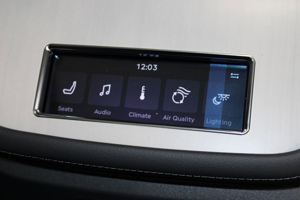 New 2026 Lincoln Navigator L Reserve w/ Jet Appearance Package image 38