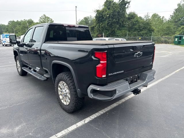 Used 2024 Chevrolet Silverado 2500 LTZ w/ LTZ Premium Package AWD/4WD image 3