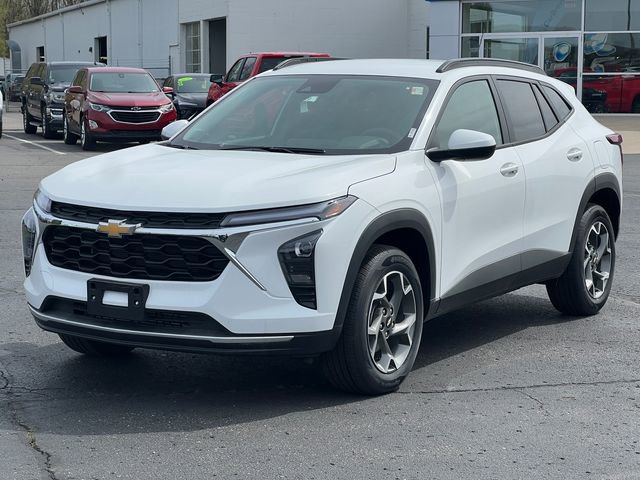 New 2026 Chevrolet Trax LT w/ Driver Confidence Package FWD image 36
