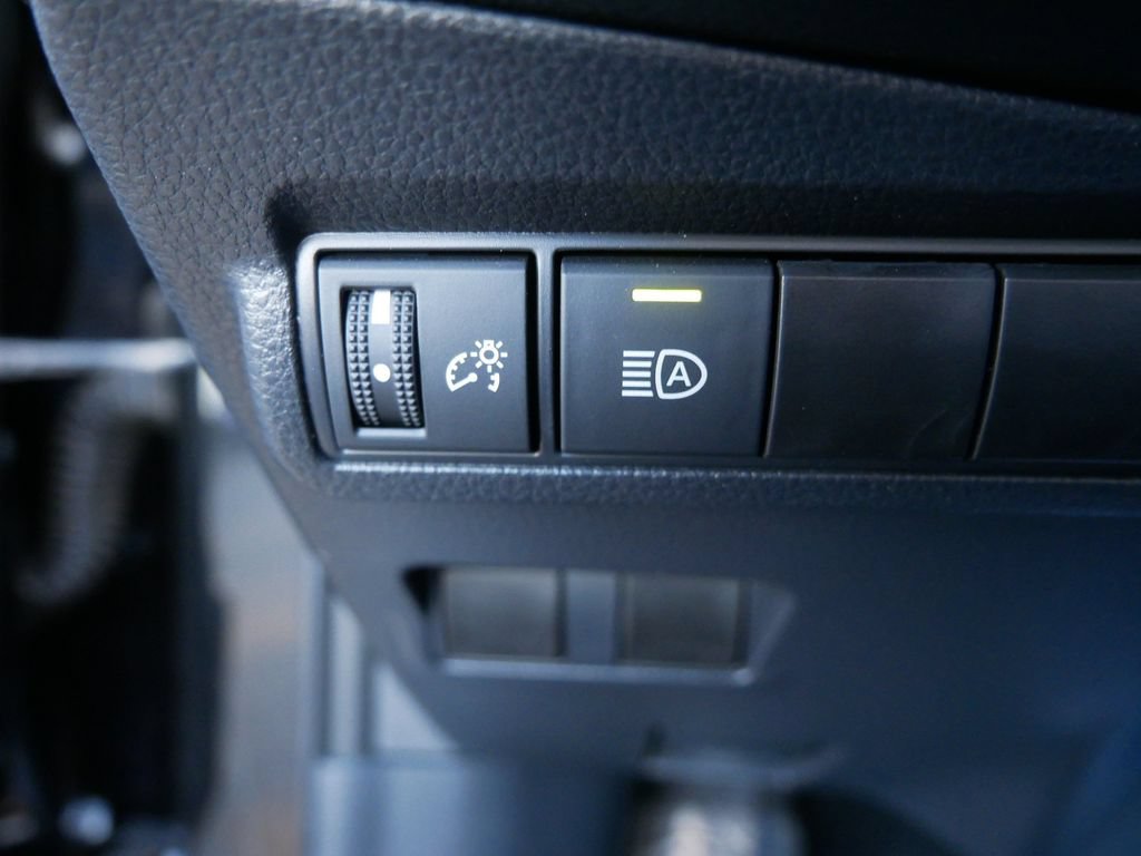 Certified 2024 Toyota Corolla Cross LE AWD/4WD image 28