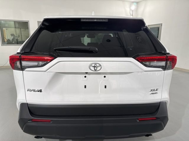 New 2025 Toyota RAV4 XLE image 8