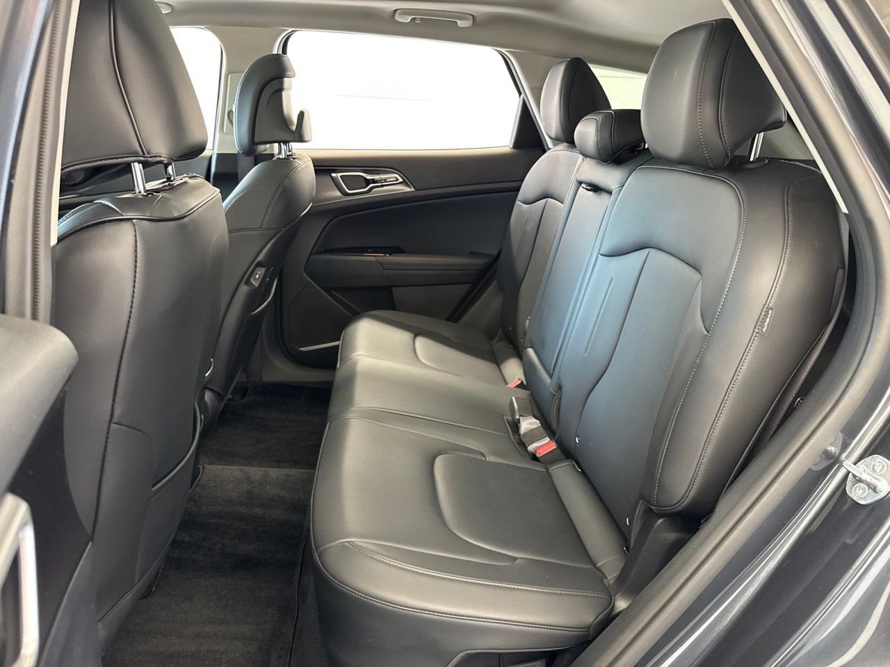 Used 2024 Kia Sportage EX w/ EX Premium Package AWD/4WD image 38