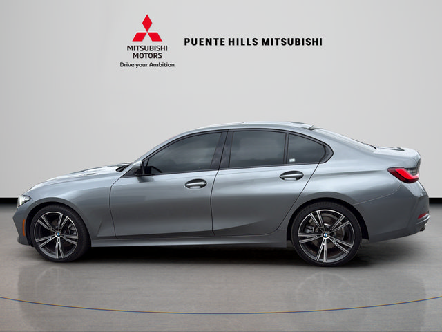 Used 2023 BMW 330i Sedan w/ Premium Package RWD image 8