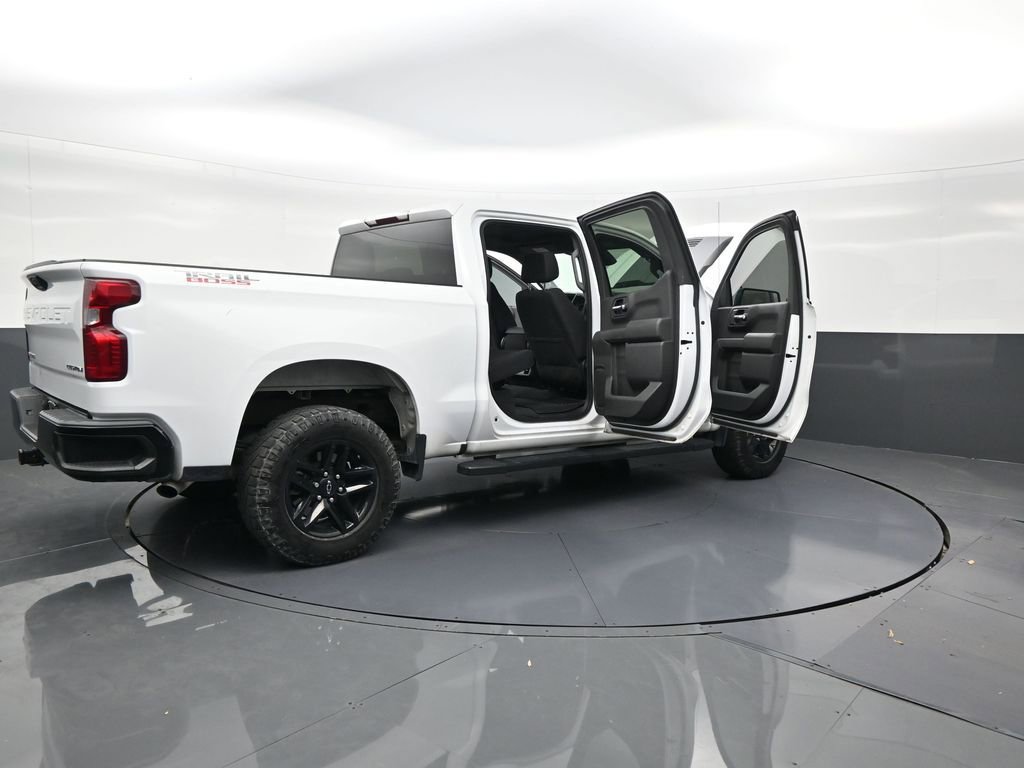 Used 2023 Chevrolet Silverado 1500 Custom Trail Boss AWD/4WD image 27
