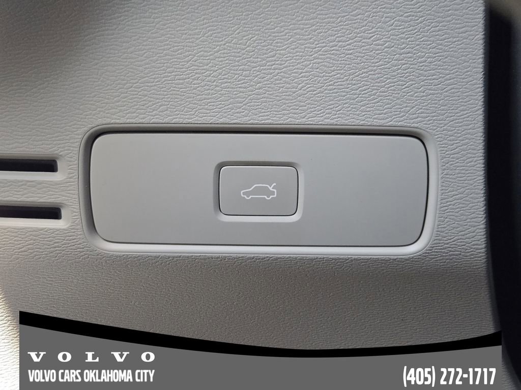 New 2026 Volvo XC40 B5 Ultra w/ Protection Package Premier AWD/4WD image 21