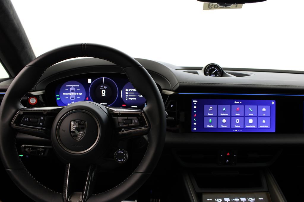 New 2024 Porsche Macan Turbo Electric image 35