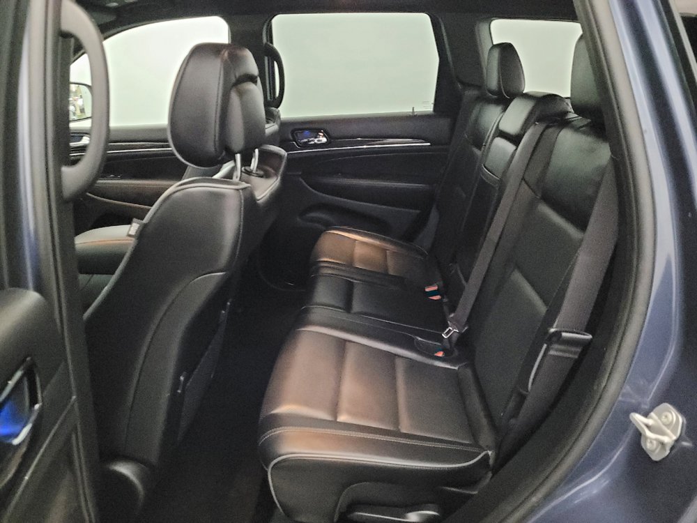 Used 2019 Jeep Grand Cherokee Overland AWD/4WD image 18