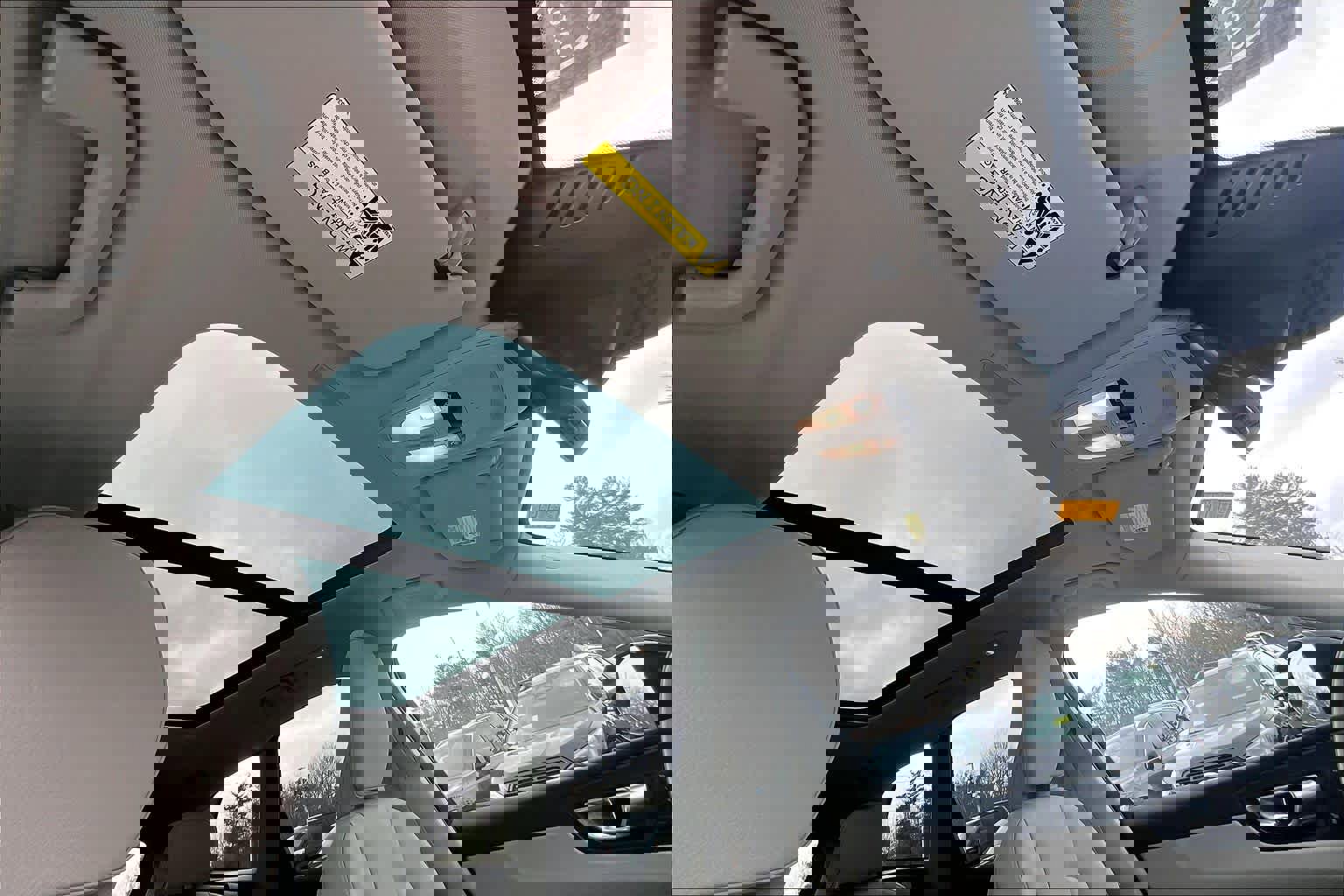 Certified 2023 Volvo XC60 B5 Plus w/ Climate Package image 13