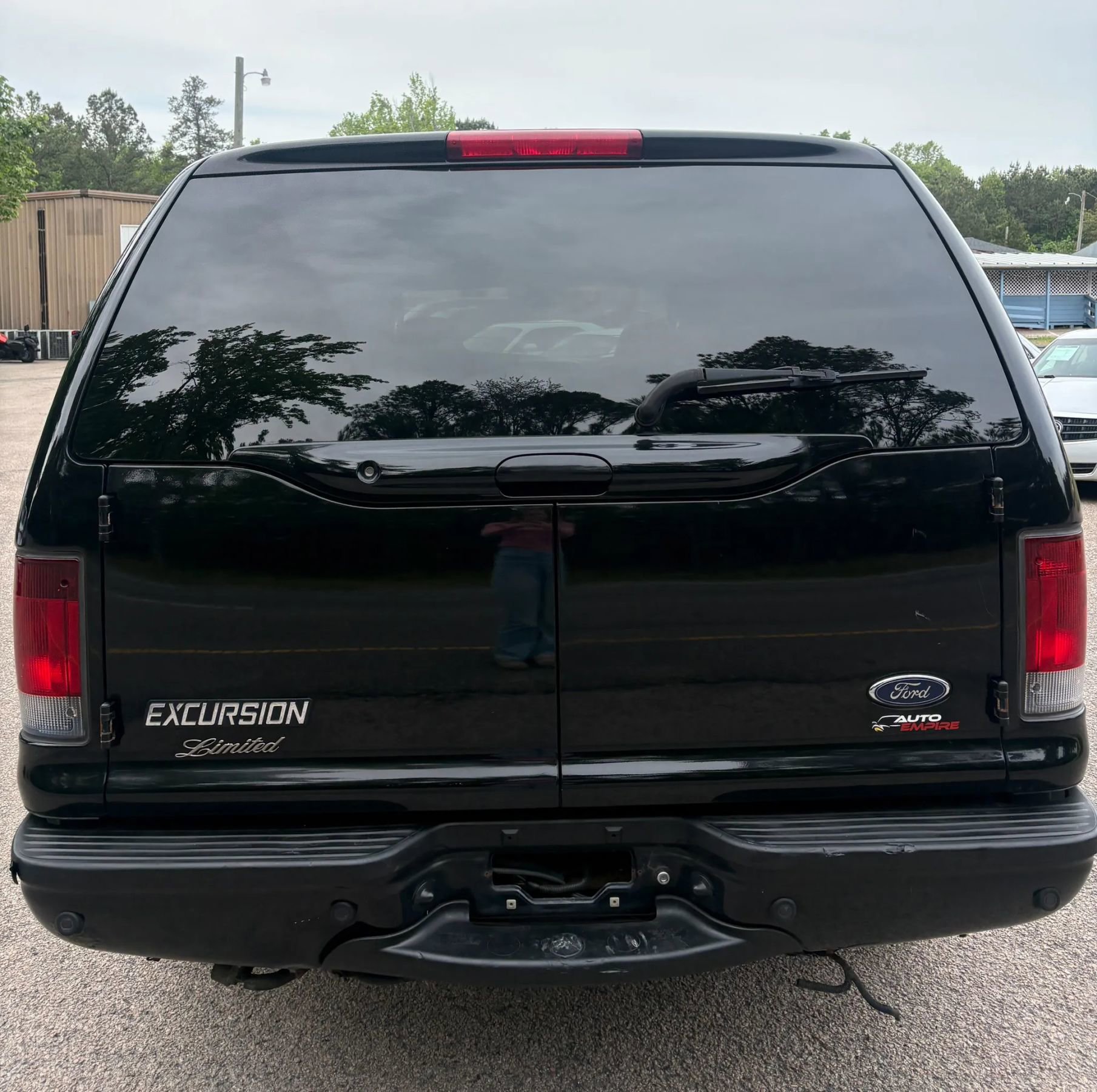 Used 2004 Ford Excursion Limited AWD/4WD image 5