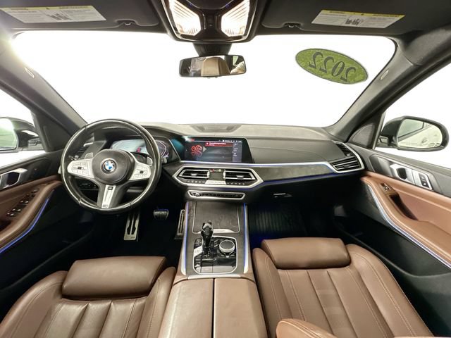 Used 2022 BMW X5 xDrive40i w/ M Sport Package AWD/4WD image 3