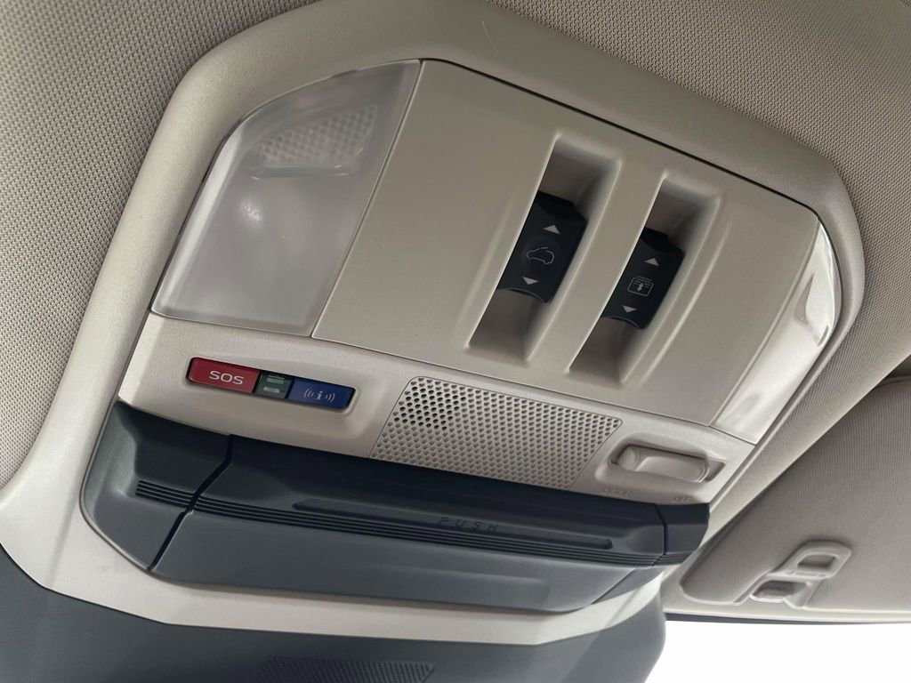 Used 2025 Subaru Ascent Touring w/ Popular Package #2 image 22