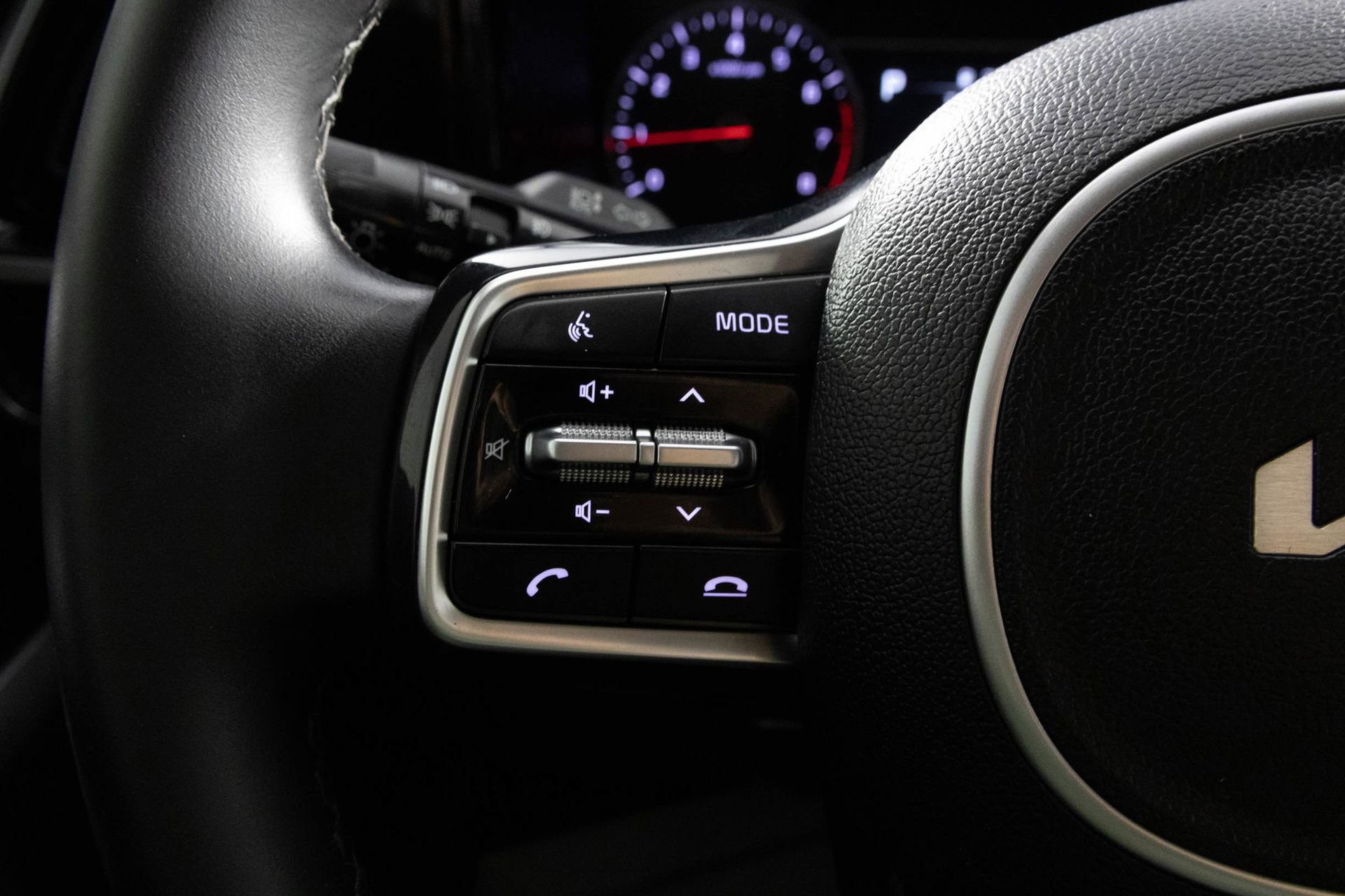 Used 2022 Kia Sorento SX FWD image 26