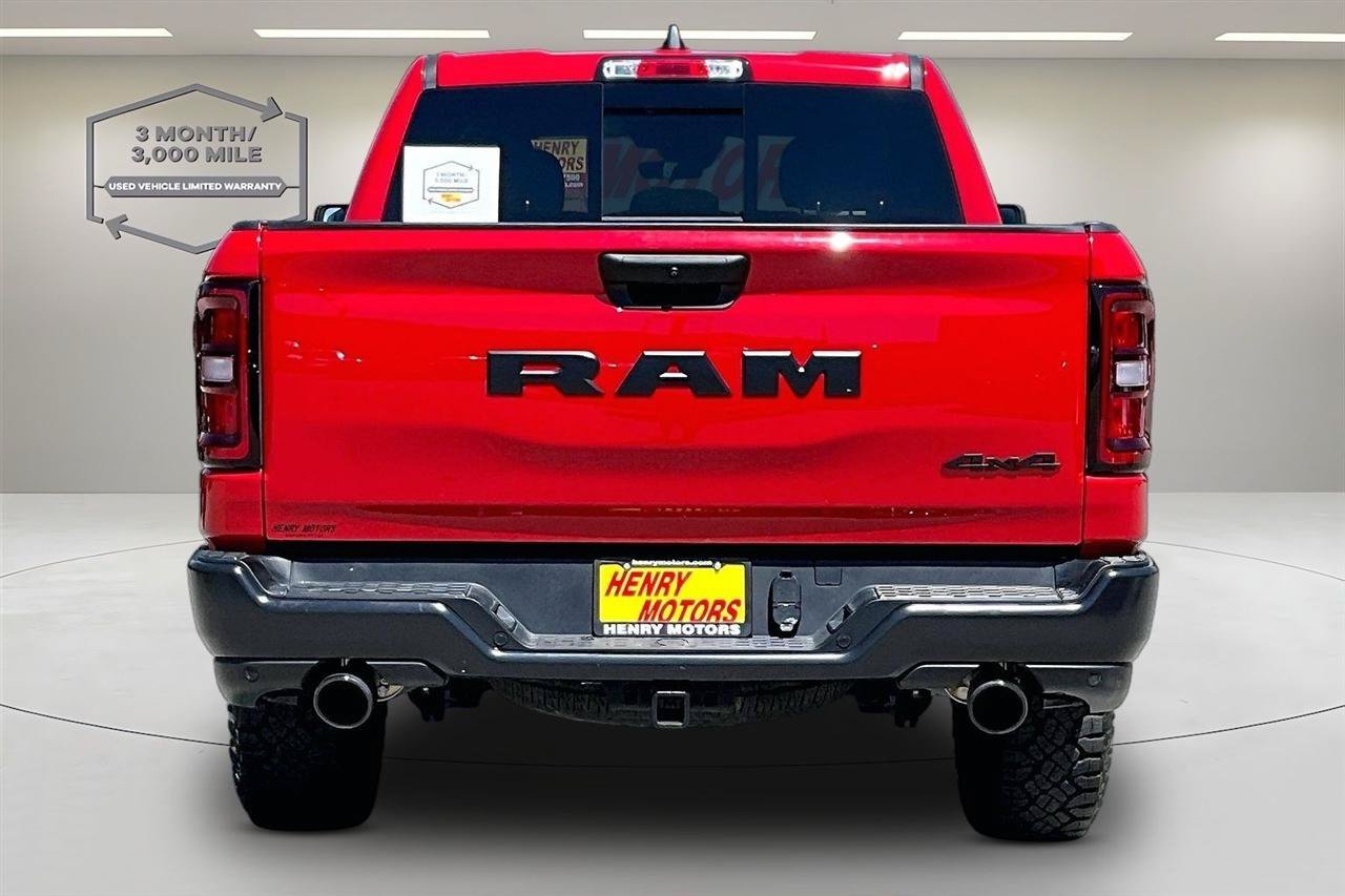 Used 2025 RAM 1500 Warlock AWD/4WD image 5