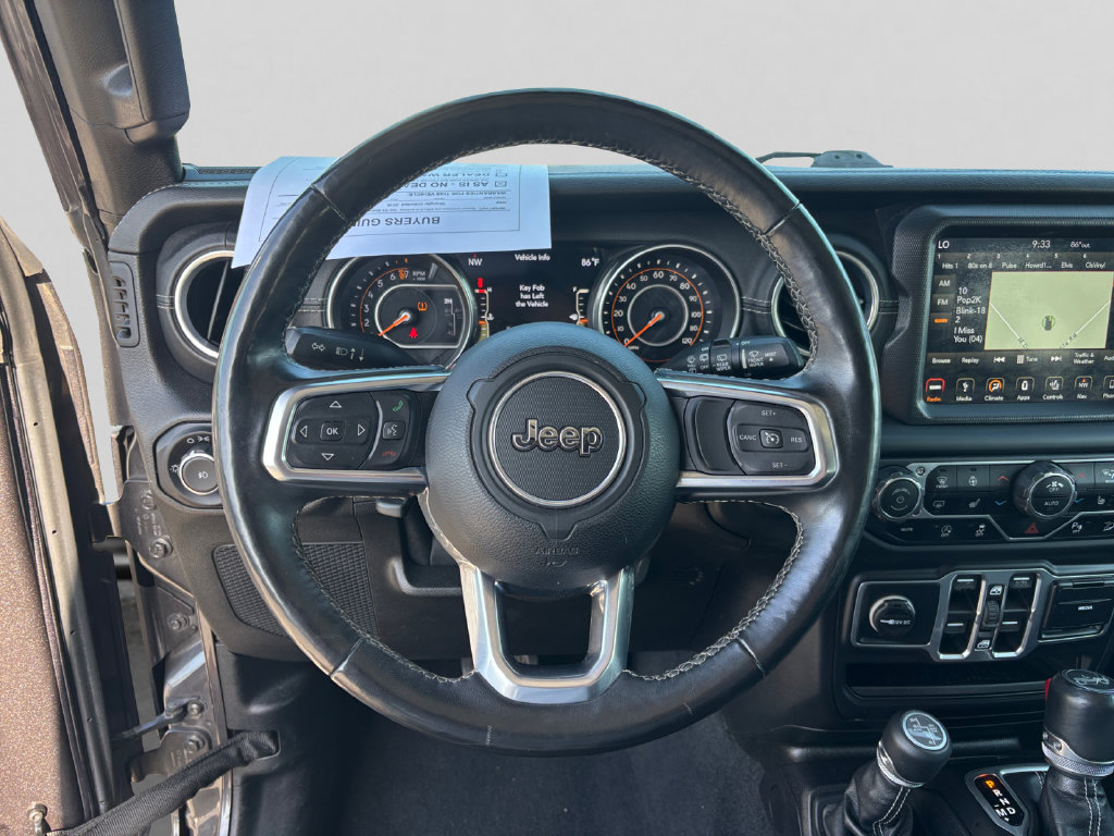 Used 2018 Jeep Wrangler Unlimited Sahara w/ Dual Top Group AWD/4WD image 11