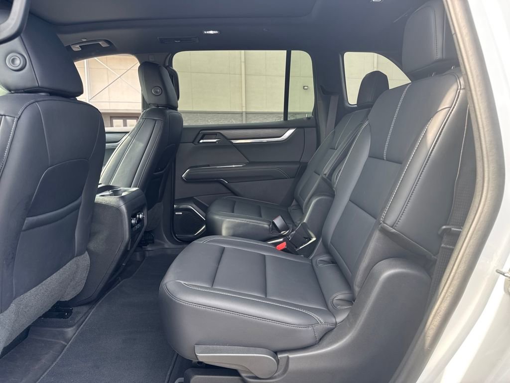 Used 2024 GMC Acadia Elevation w/ LPO, Floor Liner Package image 16