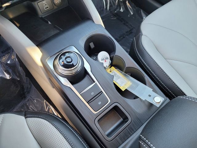 New 2025 Ford Escape SE w/ PHEV Premium Package image 17