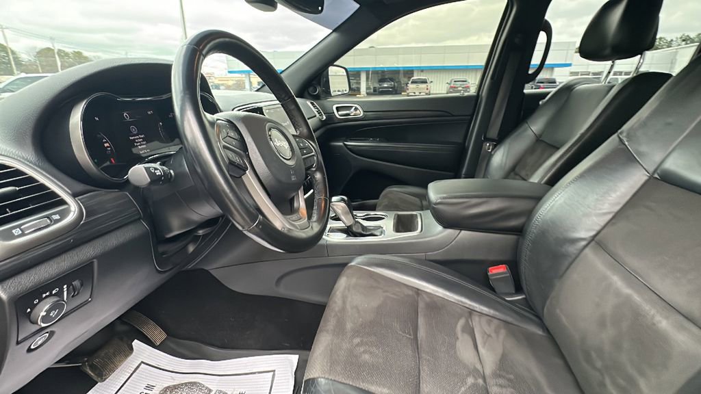 Used 2020 Jeep Grand Cherokee Altitude image 11