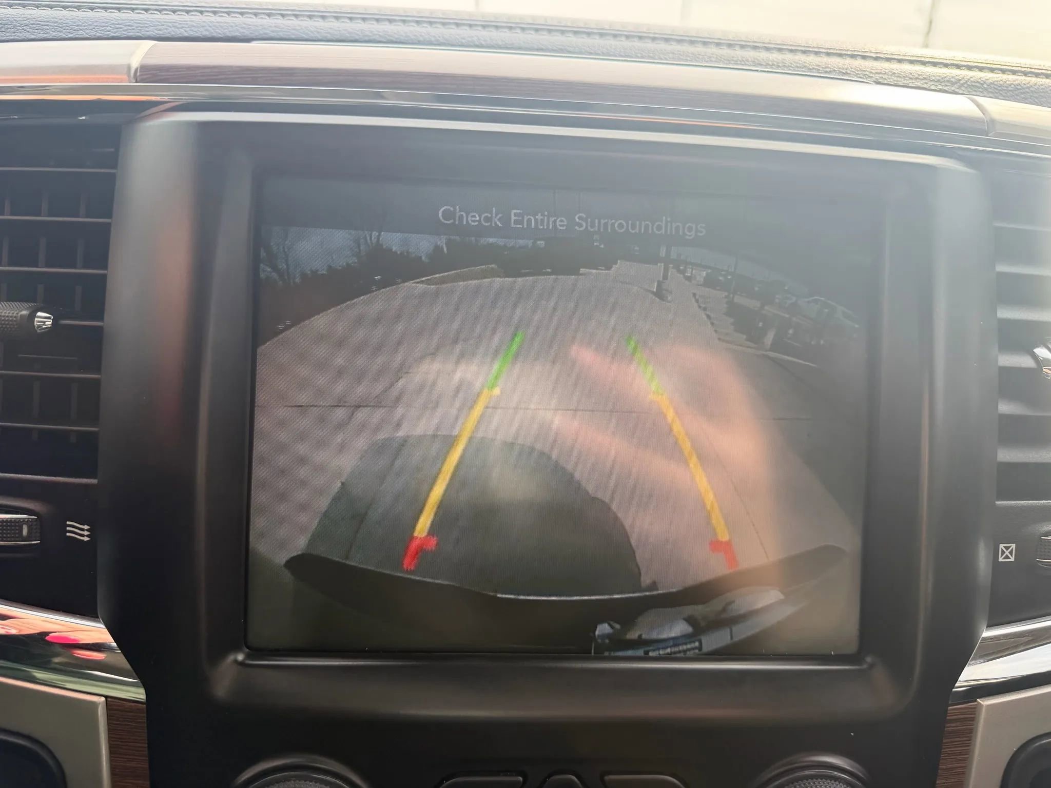 Used 2016 RAM 2500 Laramie w/ Convenience Group image 25