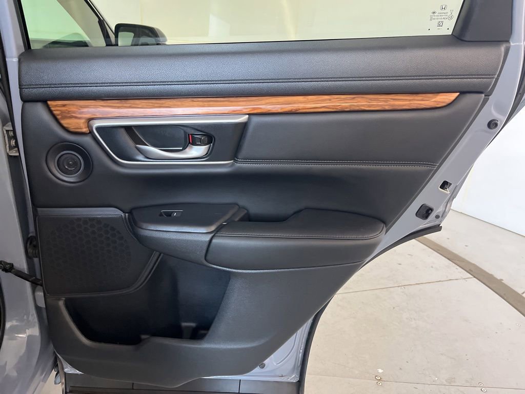 Used 2020 Honda CR-V Touring image 28