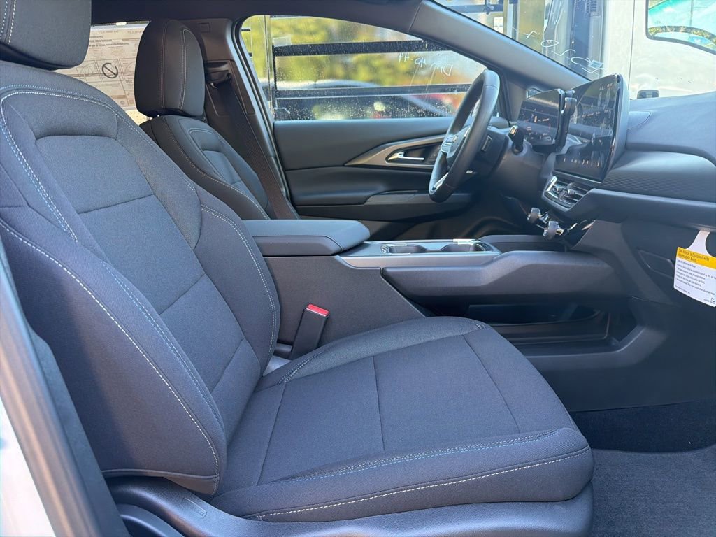 New 2026 Chevrolet Equinox EV LT image 20