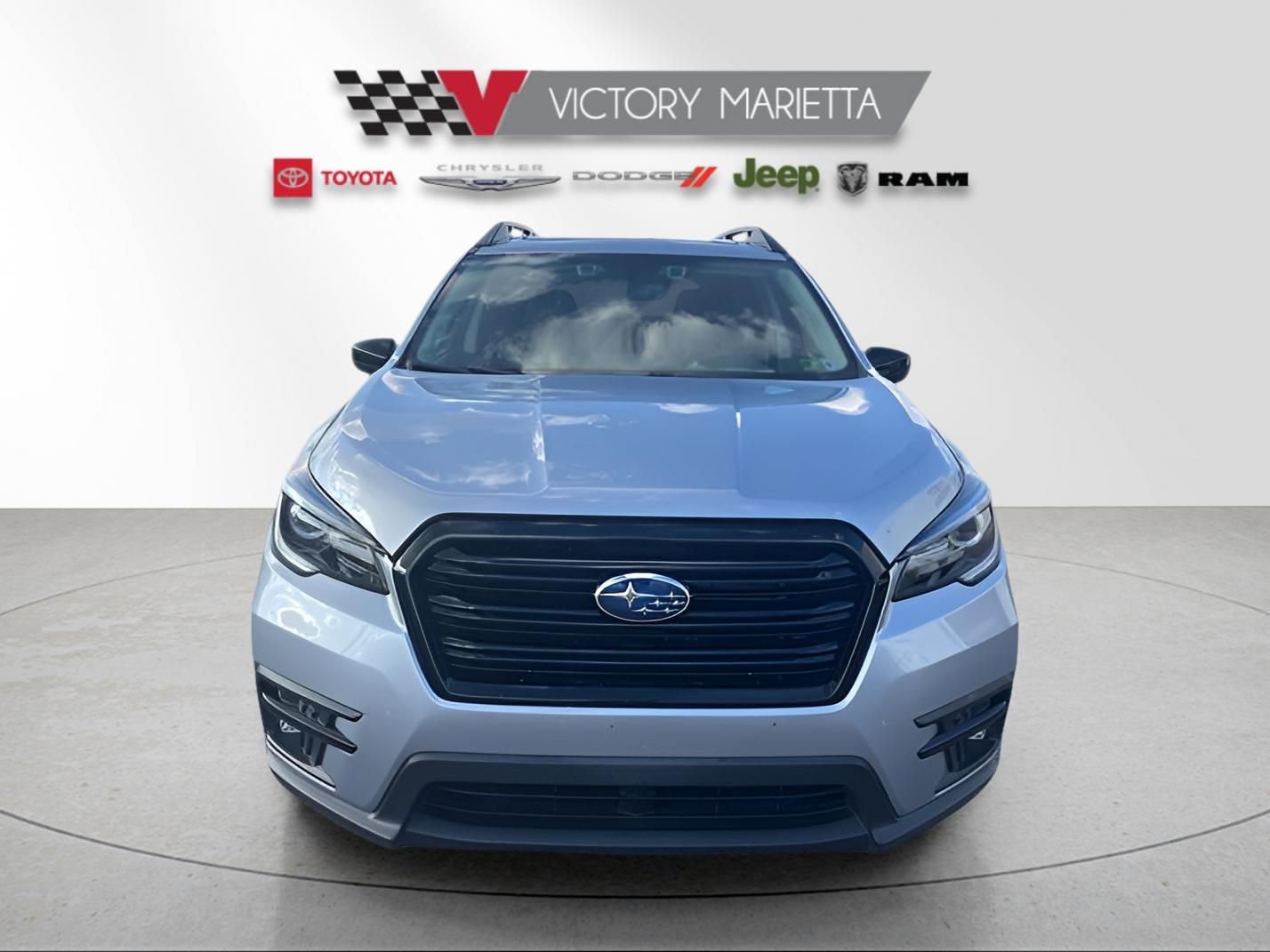 Used 2022 Subaru Ascent Onyx Edition image 2