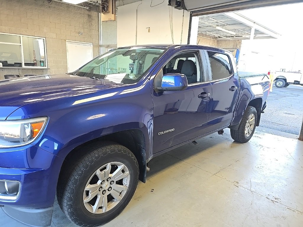 Used 2015 Chevrolet Colorado LT w/ LT Convenience Package image 2
