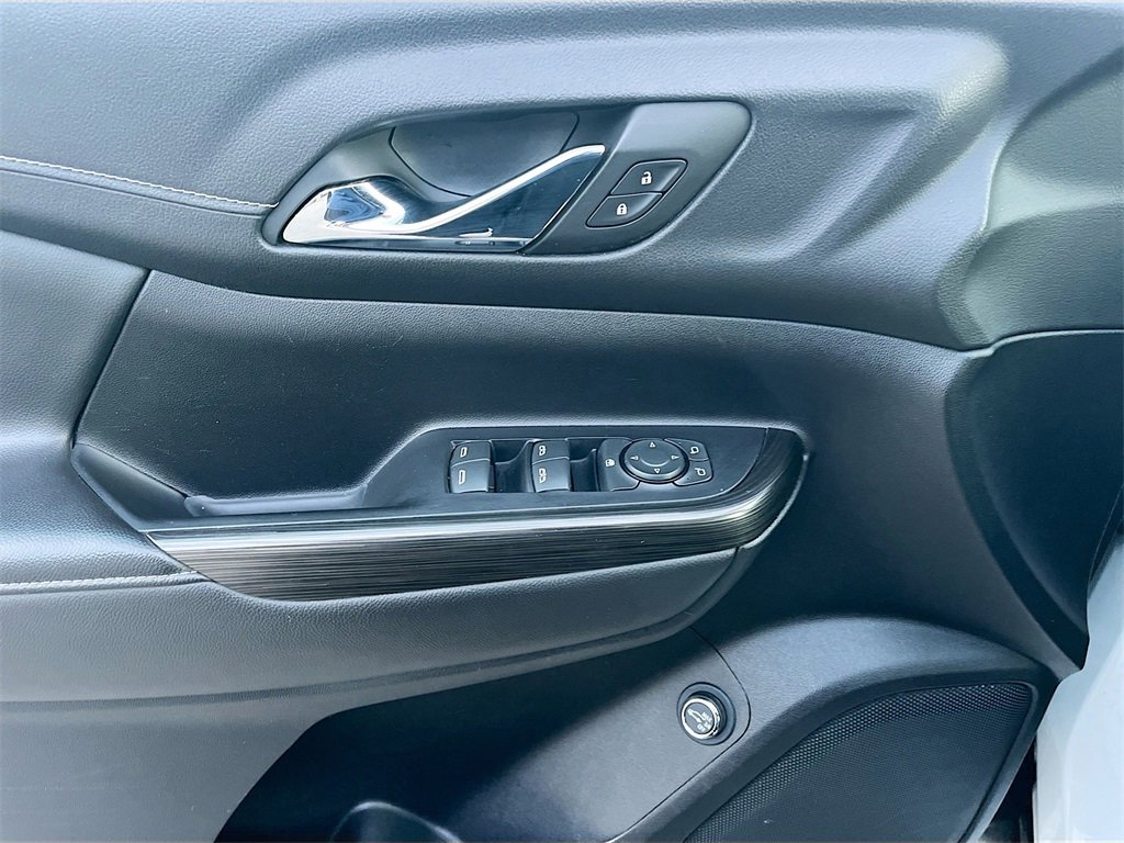 Used 2023 GMC Acadia SLT image 18