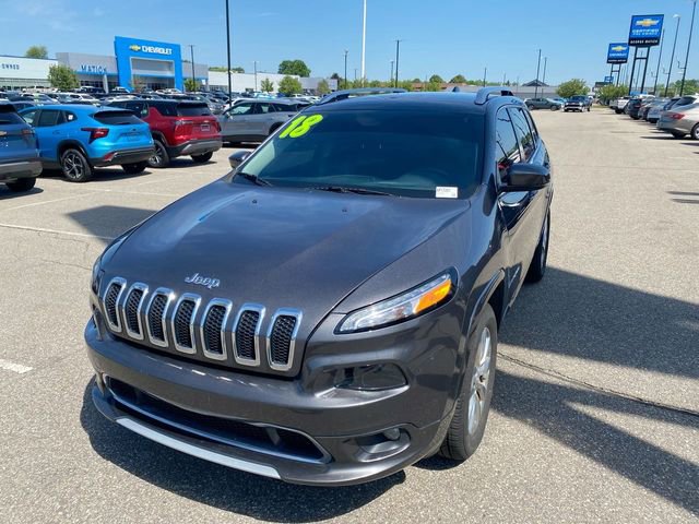 Used 2018 Jeep Cherokee Overland AWD/4WD image 12