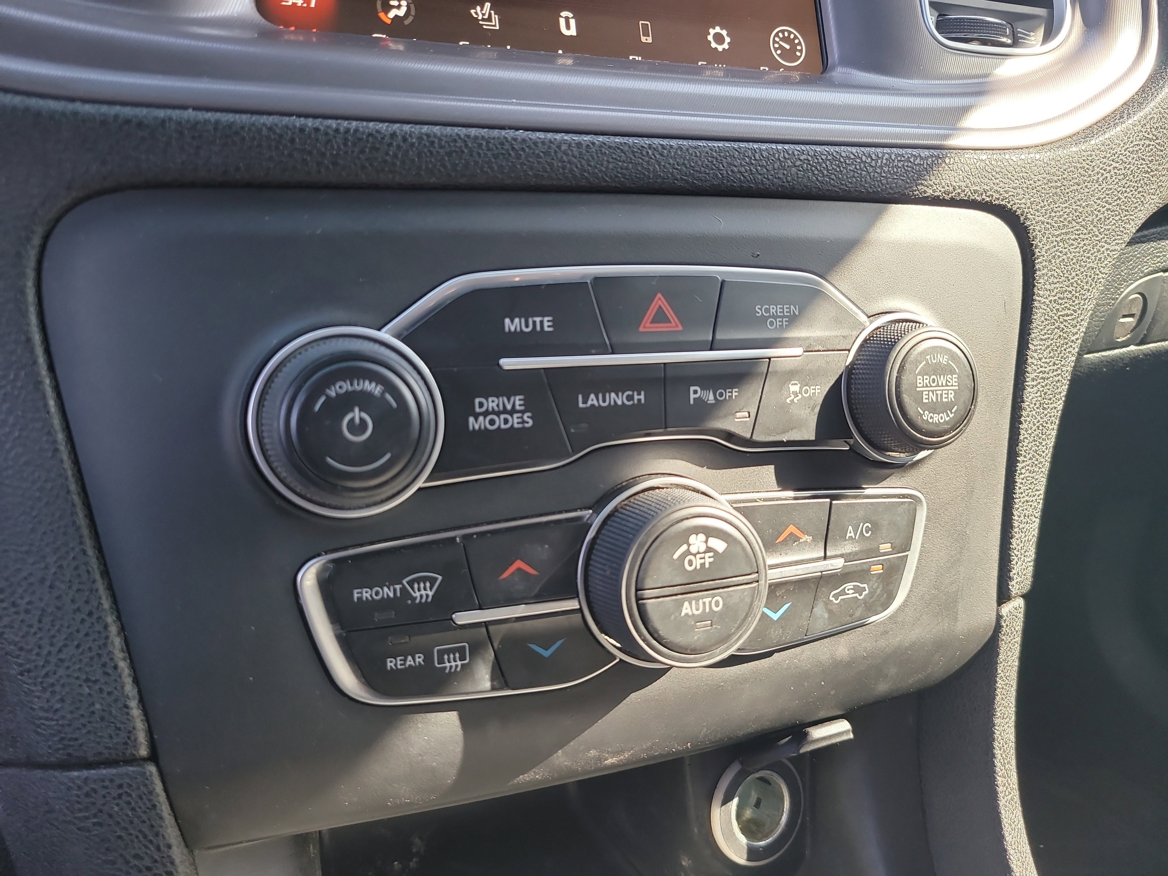Used 2023 Dodge Charger Scat Pack w/ Harman/Kardon Audio Group RWD image 22