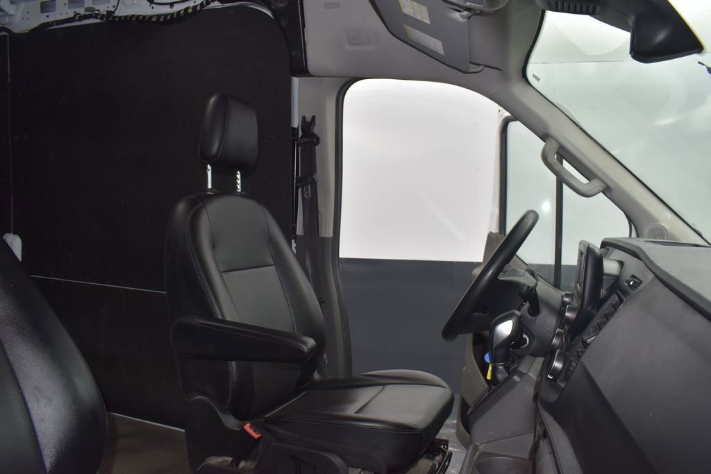 Used 2023 Ford Transit 250 Medium Roof AWD w/ Load Area Protection Package image 38