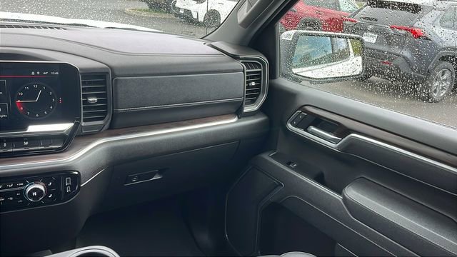 Used 2026 GMC Sierra 1500 SLT AWD/4WD image 21